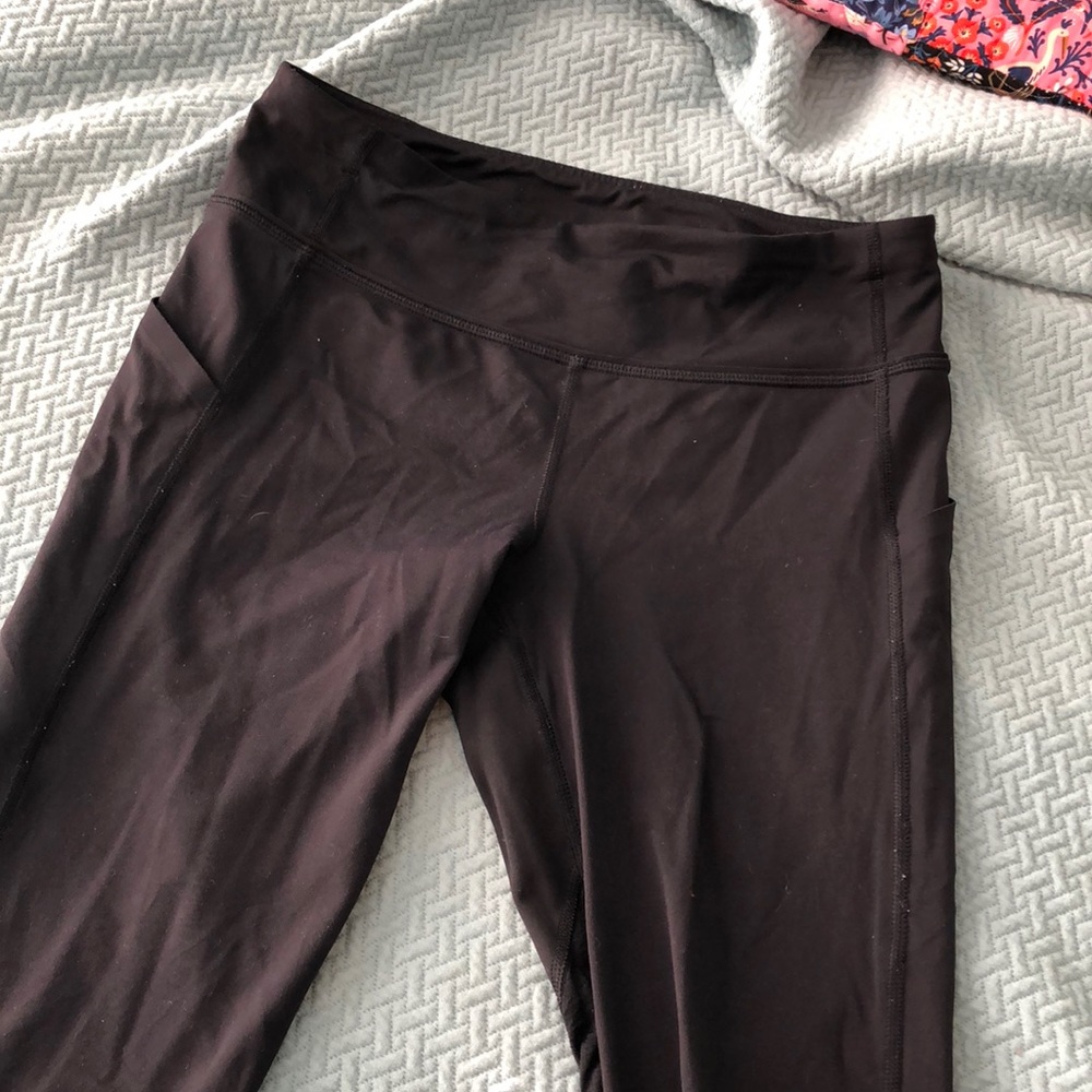 Lululemon cropped pants